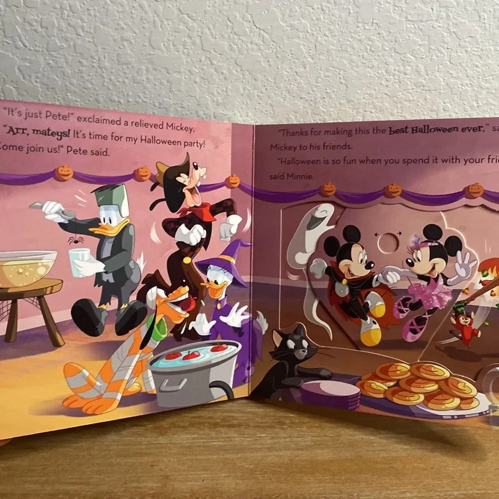 New Children’s Disney Mickey & Minnie Mouse Halloween Holiday Books Bundle